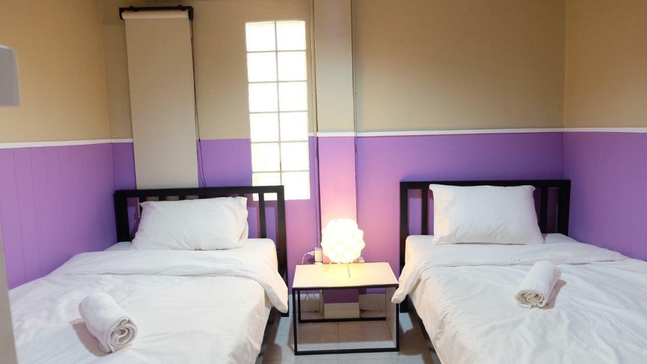 Auberge de jeunesse Why Not House à Chiang Mai Extérieur photo